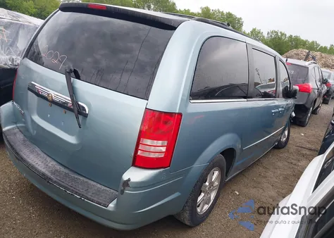2008 Chrysler Town & Country Touring z USA, uszkodzony, nr VIN 2A8HR54P08R663396